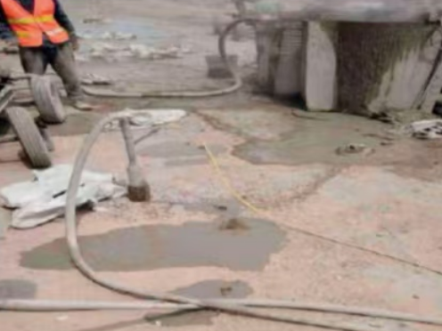 三元水泥混凝土路面板底注浆技术 路面脱空注浆整治方案